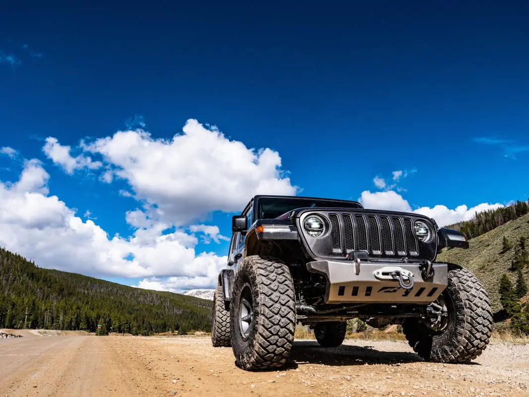Jeep JL Rubicon – Shop Build