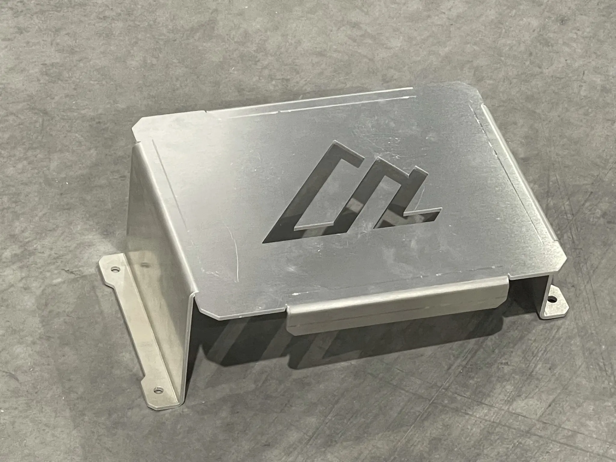 Jeep JKU Cargo Compressor Bracket Battery Mount