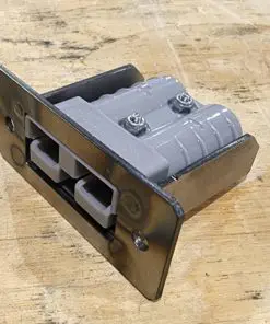 Alternative view of Anderson Plug Flush Mount