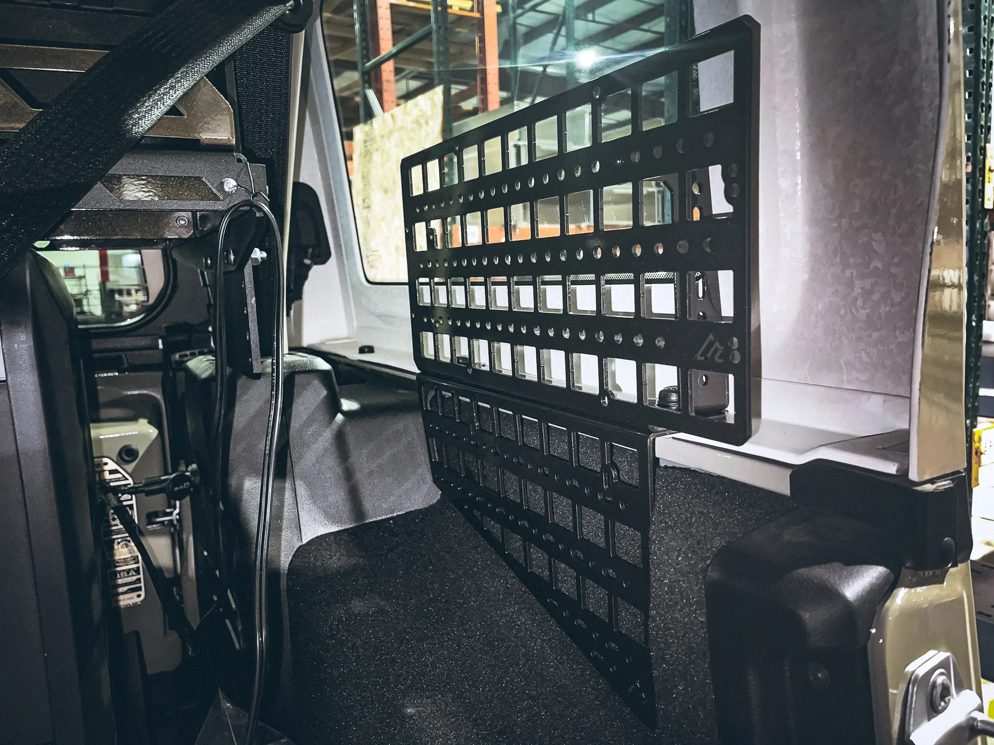 Jeep Wrangler JLU Side MOLLE panels - Image 5