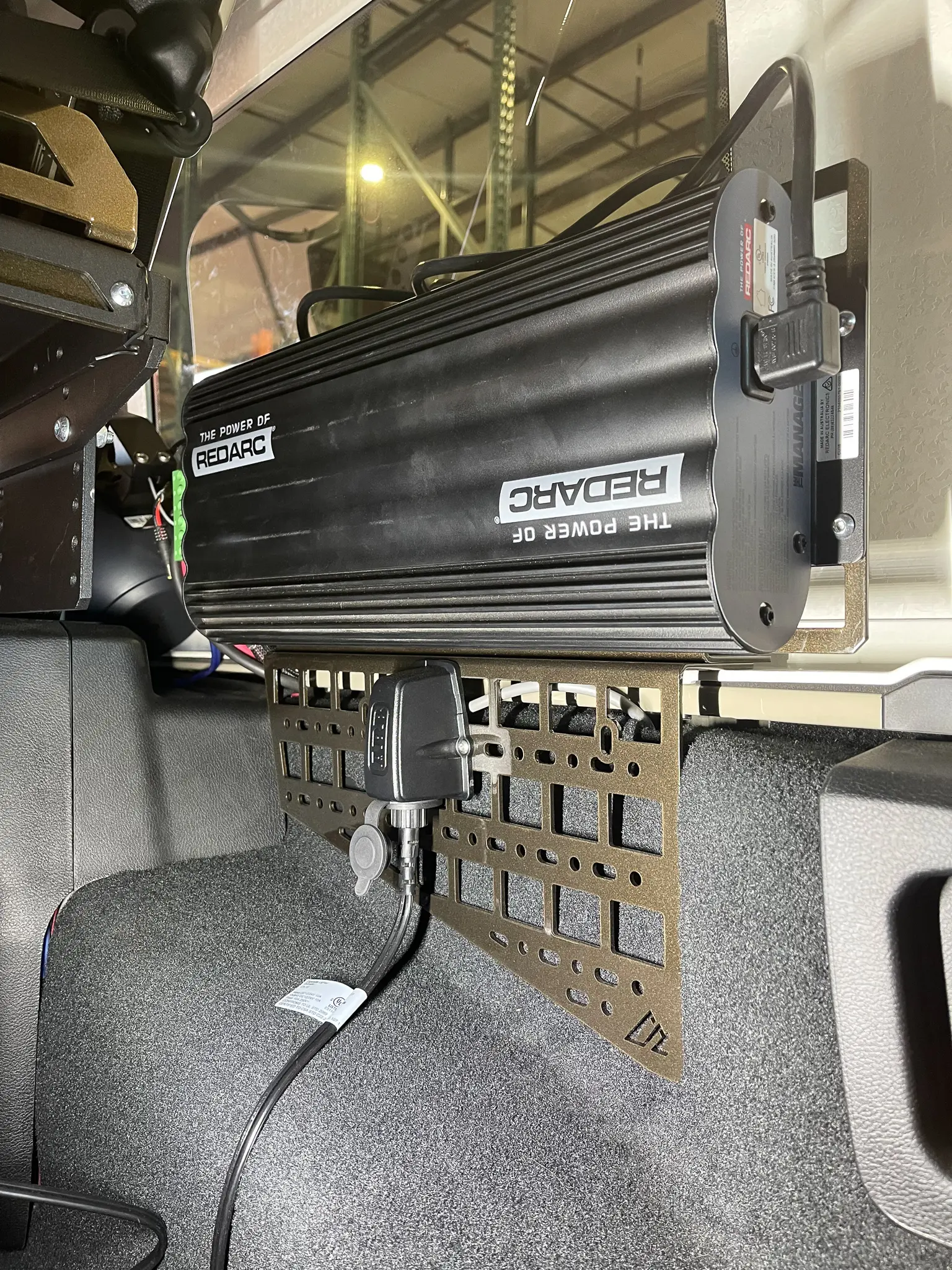 Jeep Wrangler JLU Side MOLLE panels - Image 10