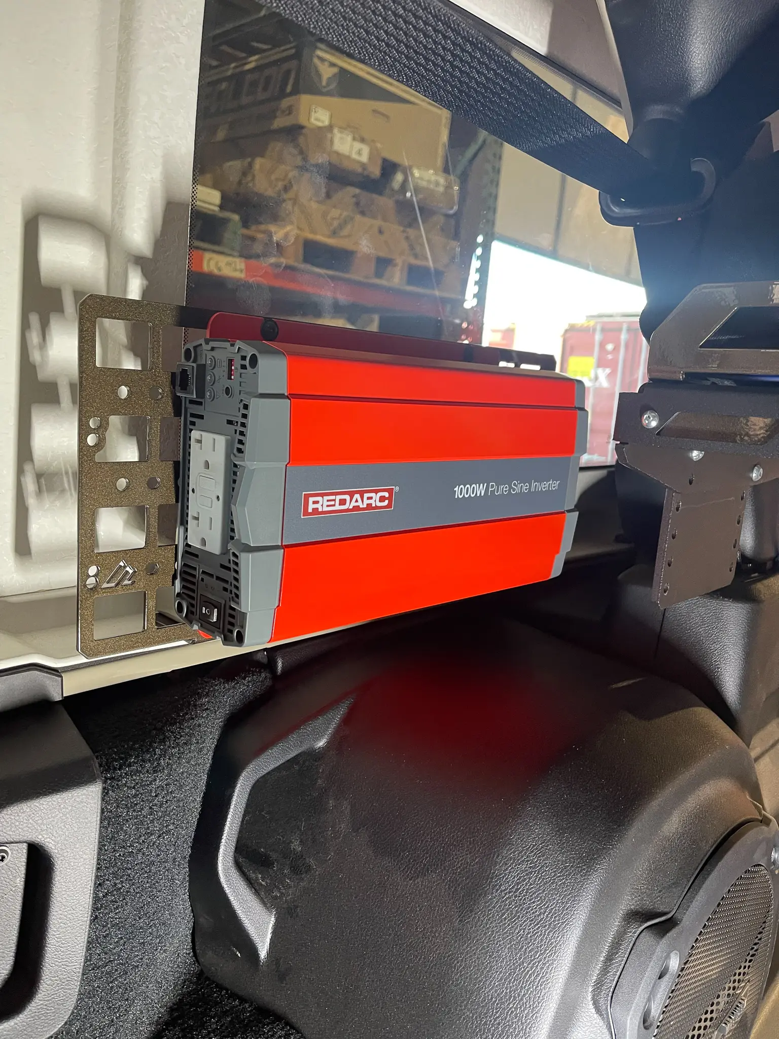 Jeep Wrangler JLU Side MOLLE panels - Image 17