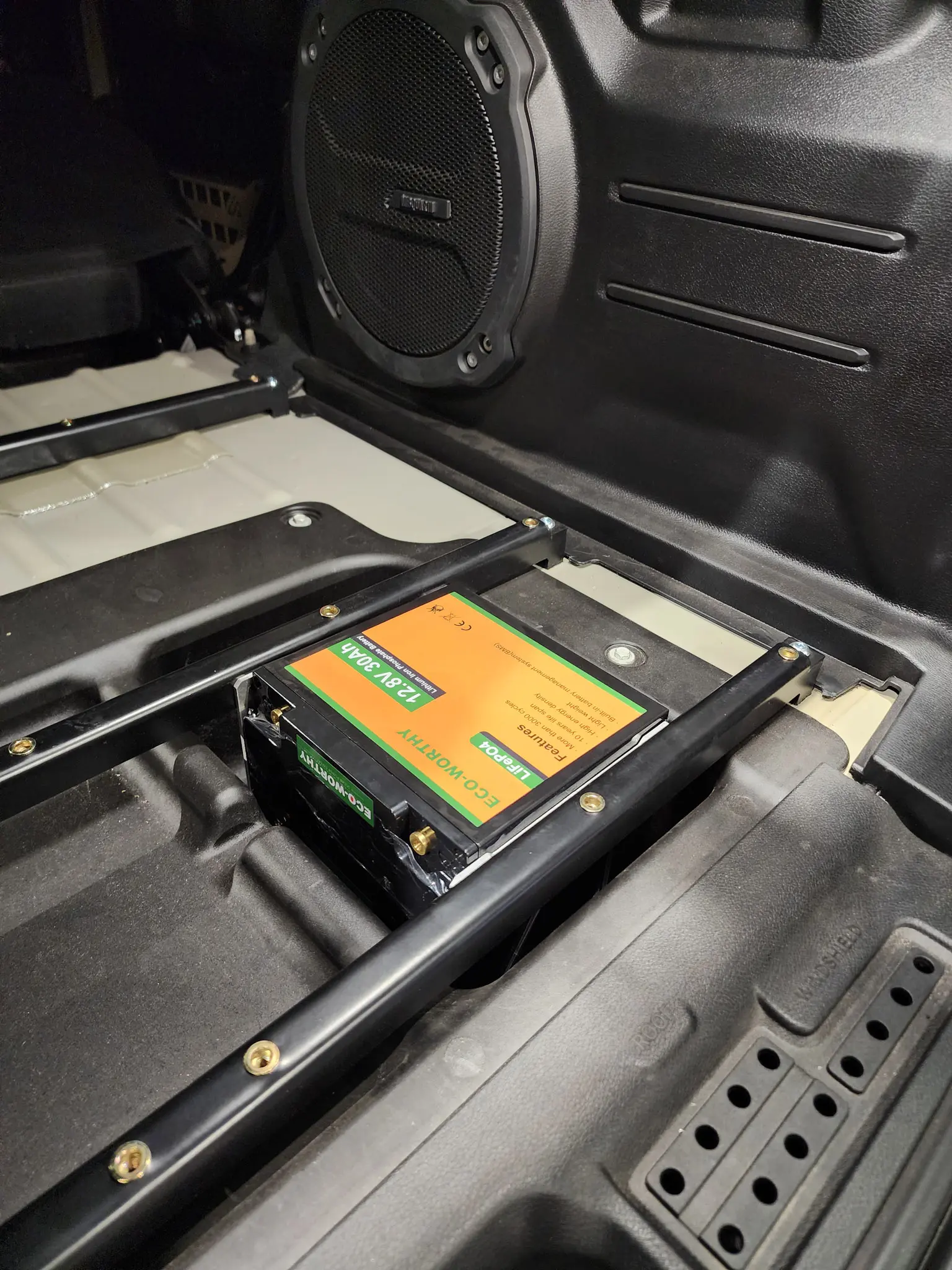 392 Dual Type B Battery Bracket - Image 6