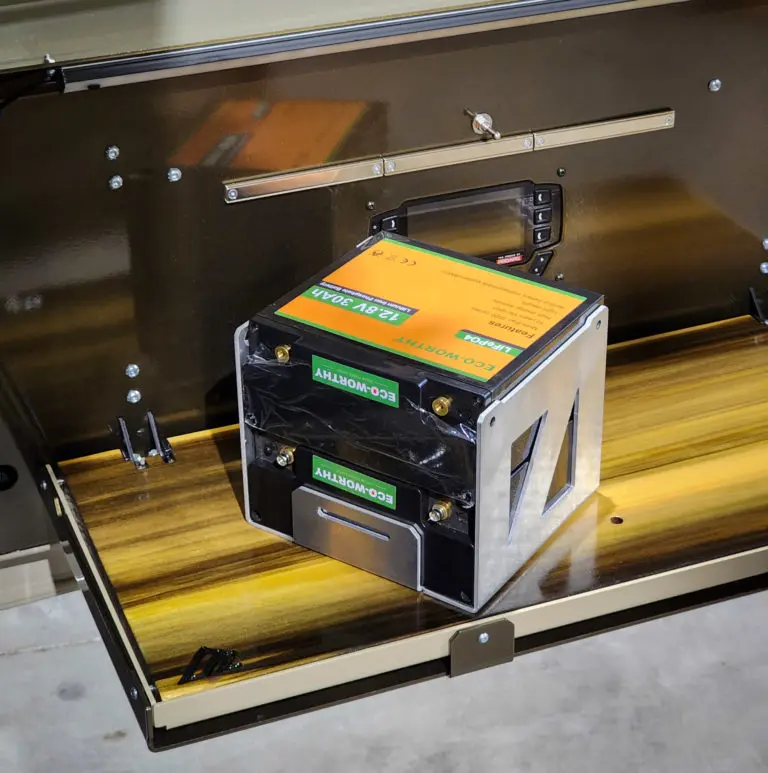 392 Dual Type B Battery Bracket