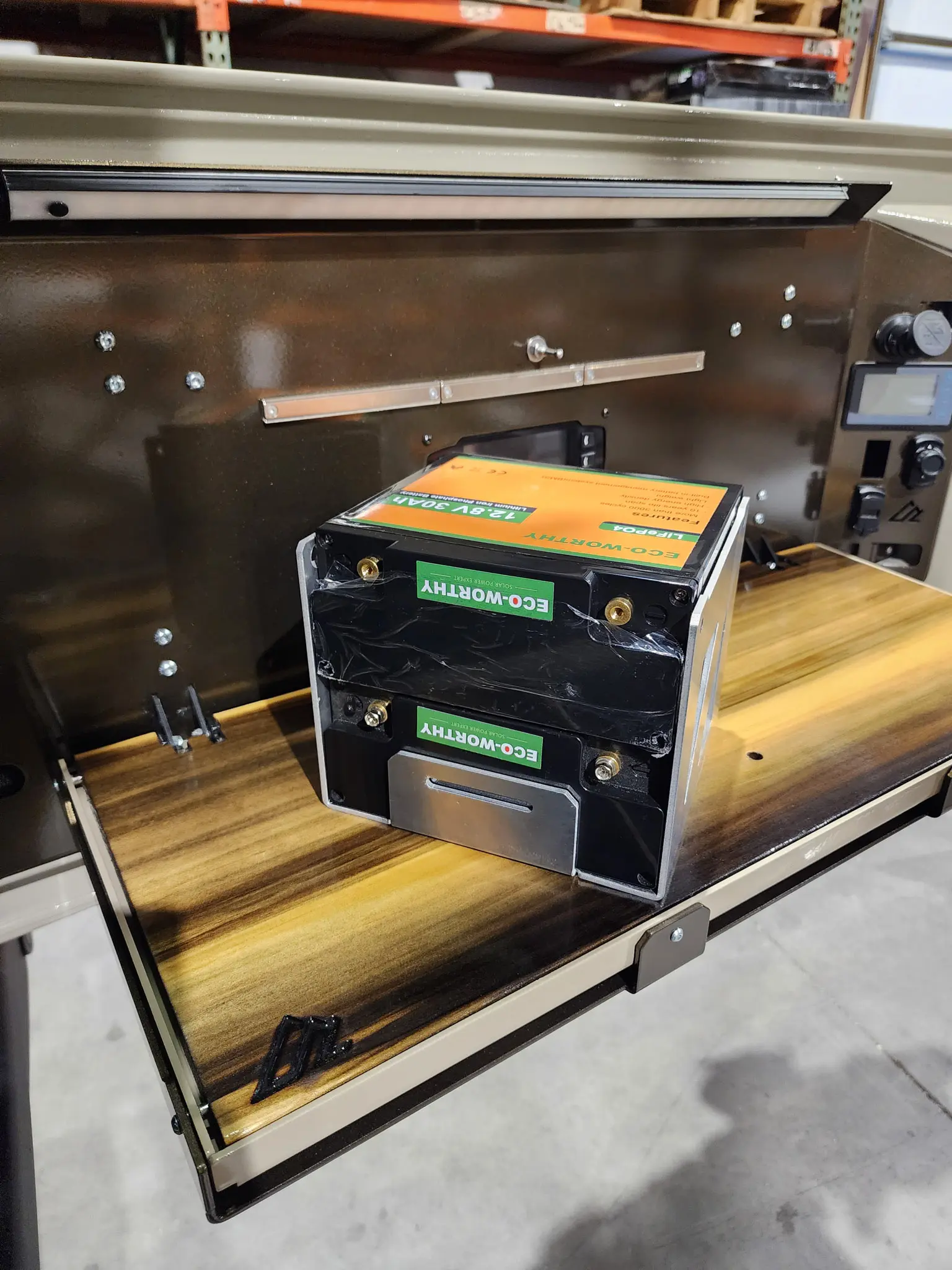 392 Dual Type B Battery Bracket - Image 2