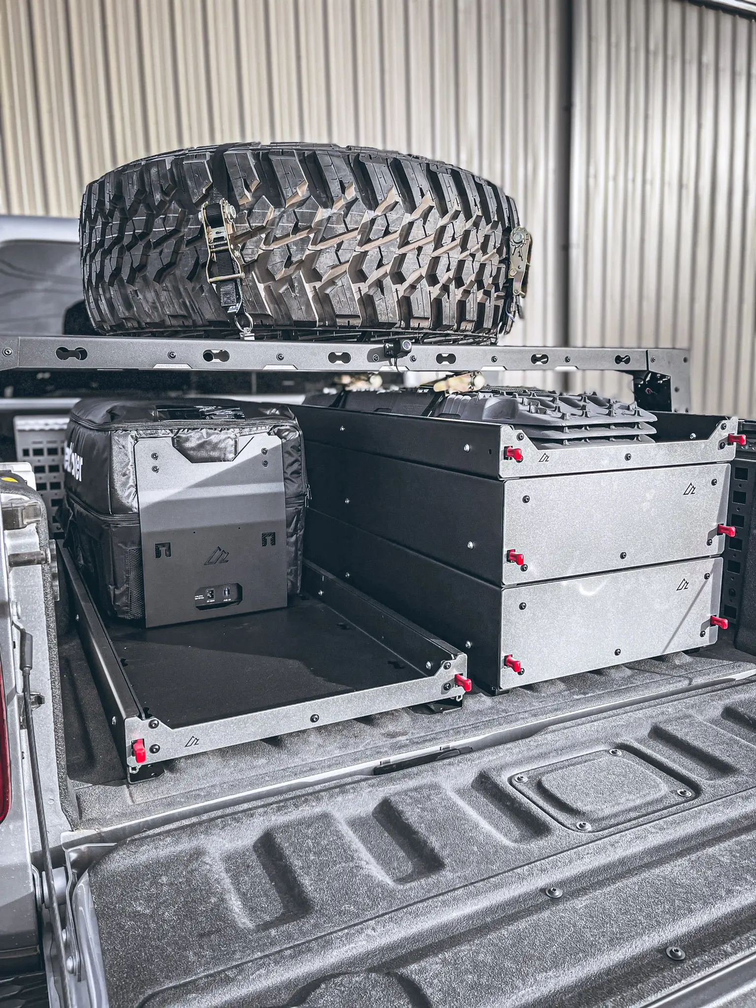 Jeep JT Aluminum Bed Rack 6" (Quarter Height) - Image 8