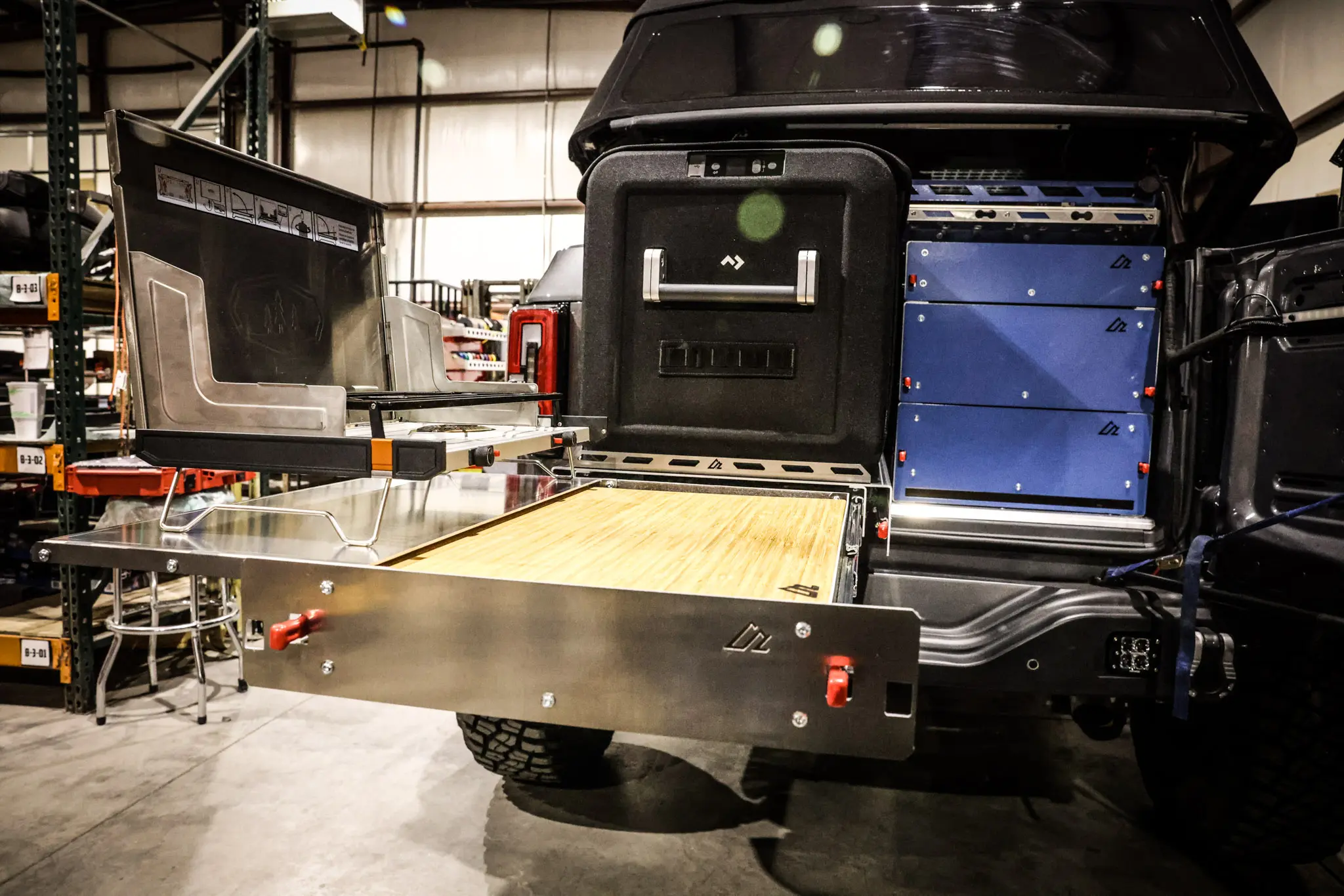 Bronco Flip'n Slide Drawer - Image 10