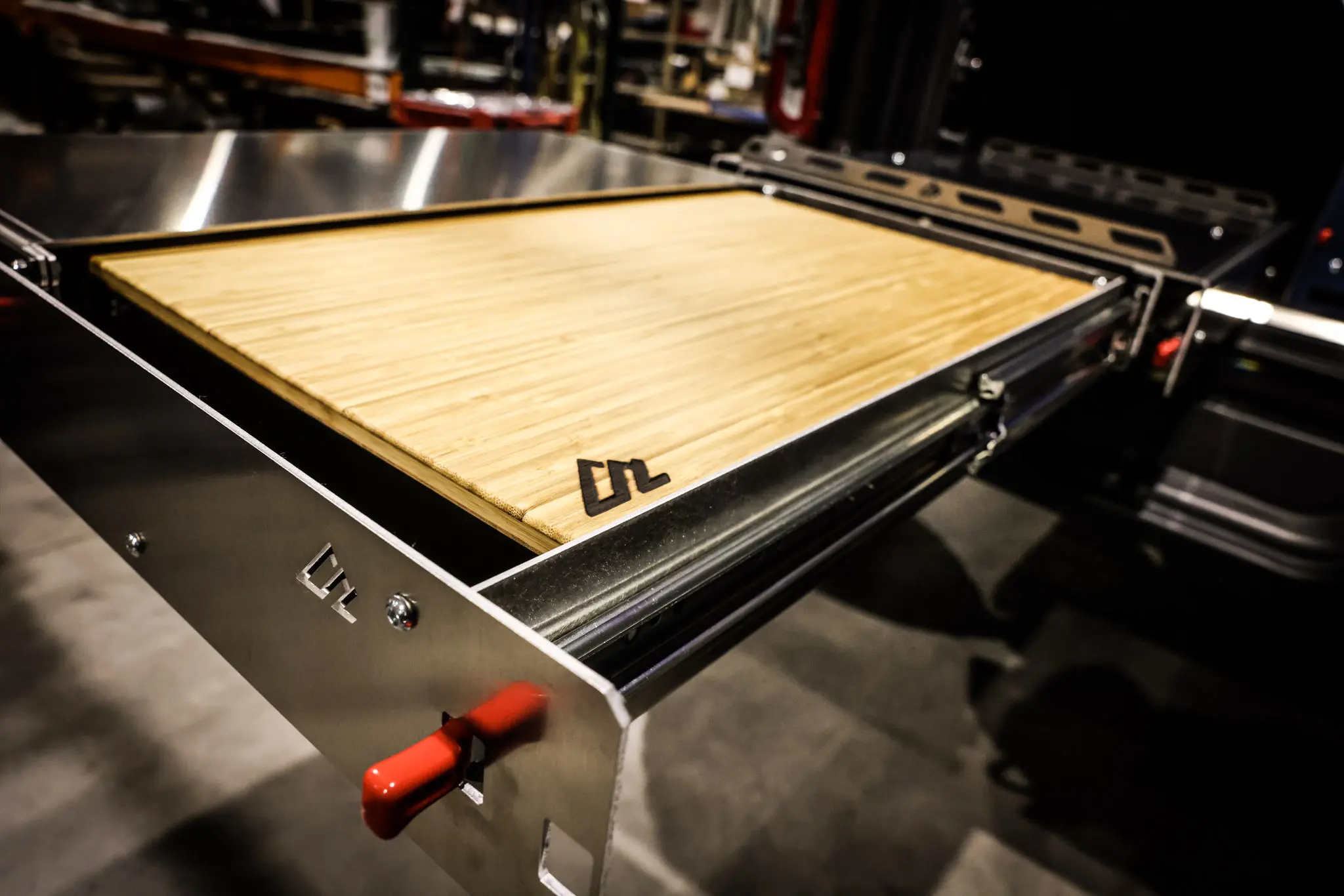 Bronco Flip'n Slide Drawer - Image 14