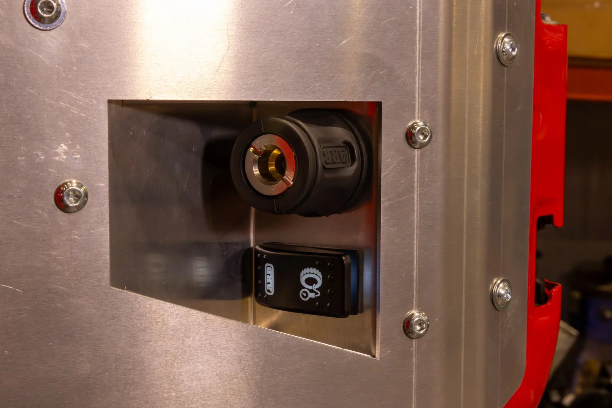 Ford Bronco Tailgate Compressor Mount Bundle - Image 4