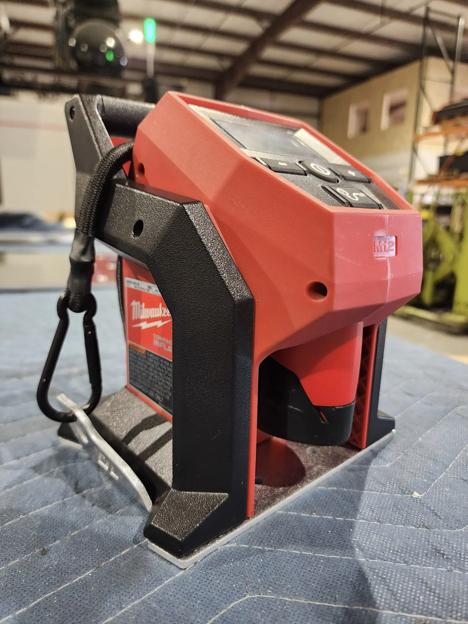 Milwaukee M12™ Compact Inflator Mounting Bracket - Image 2