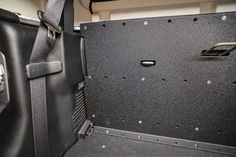 リセルユニテット Jeep JT Gladiator Deluxe Rear Seat Delete Bundle - American