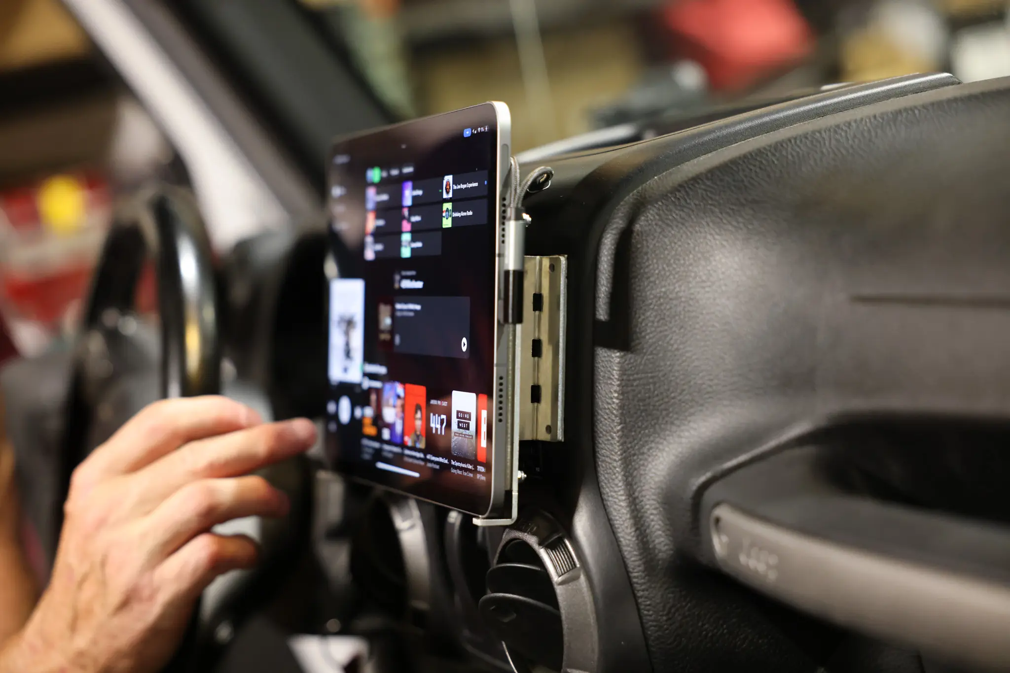 Jeep JK Dash Tablet Mount - Image 3