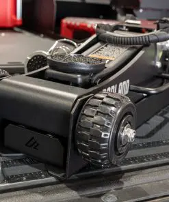 Badland Jack Mount 1.5T: Angled view of the installed jack