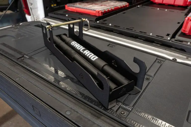 Badland Jack Mount 1.5T: Handle storage viewed from above
