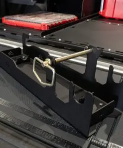 Badland Jack Mount 1.5T: Angled view of the black mount and retaining bar