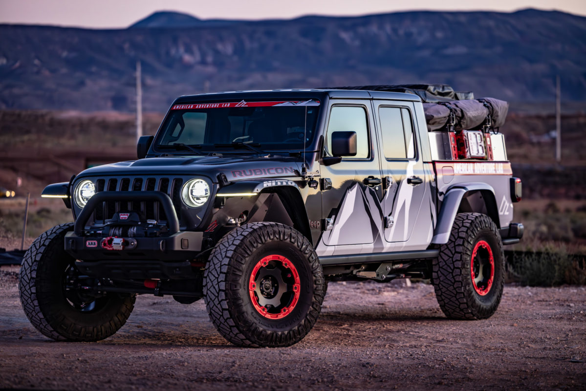 Jeep JL/JT High-Line Fender Brace with Daytime Running Lights ...