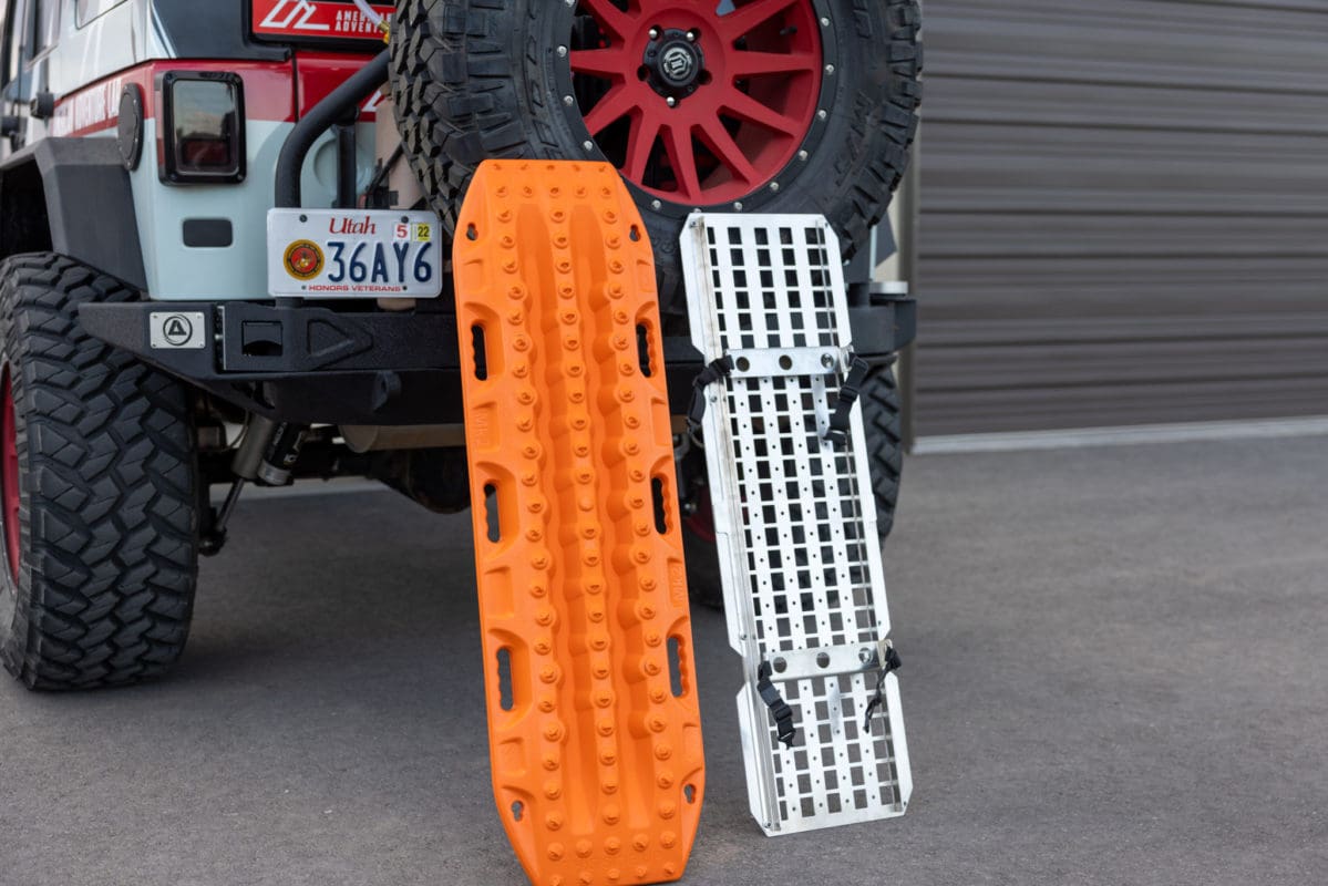 Tracks Rack American Adventure Lab