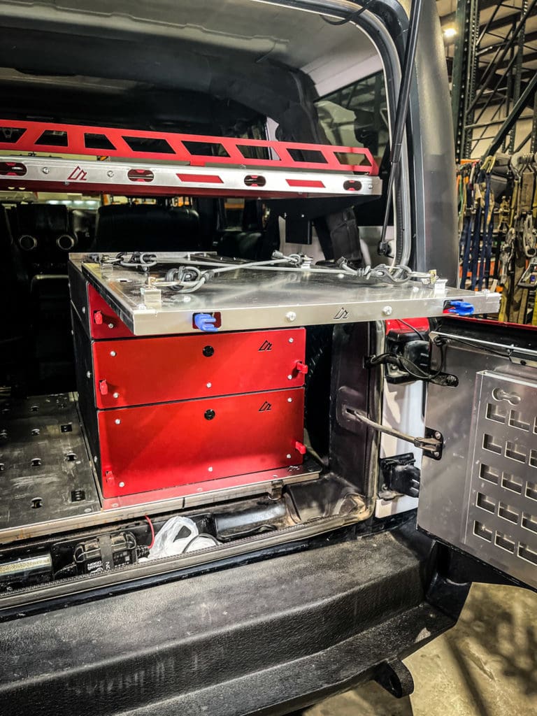 Carlyle Flat Slide
