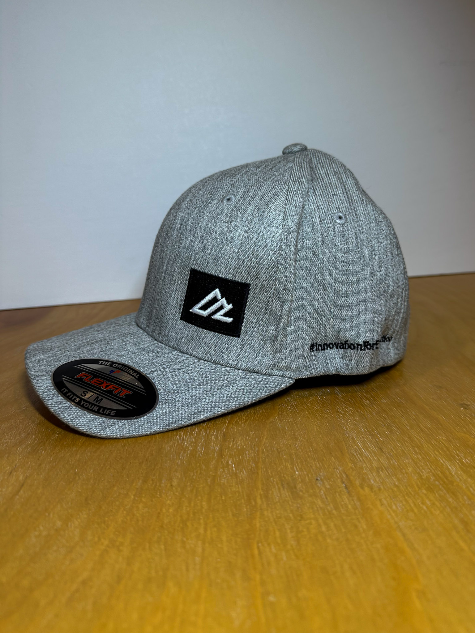 AAL FlexFit Original Hat Gray/Black American Logo Adventure Lab - 