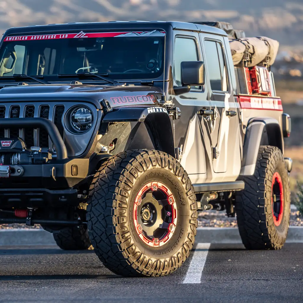 Jeep Gladiator JT outfitted with MASS Platform and modular bed rack