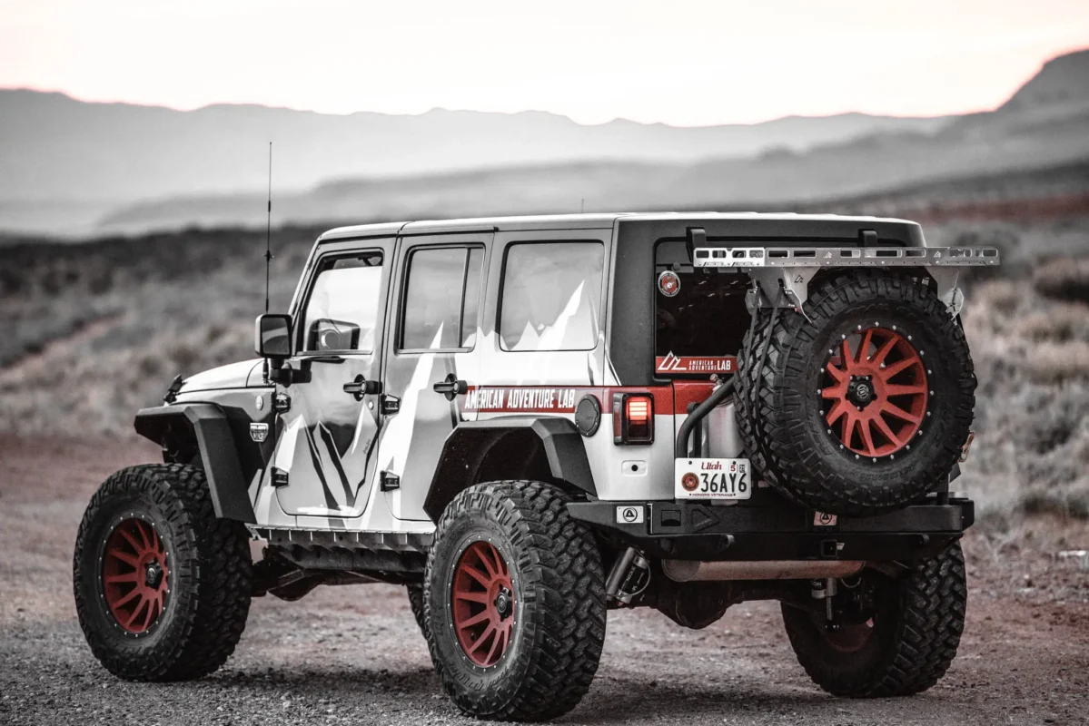 “Cheap Jeep” – Our Shop 2012 Jeep JKU Build